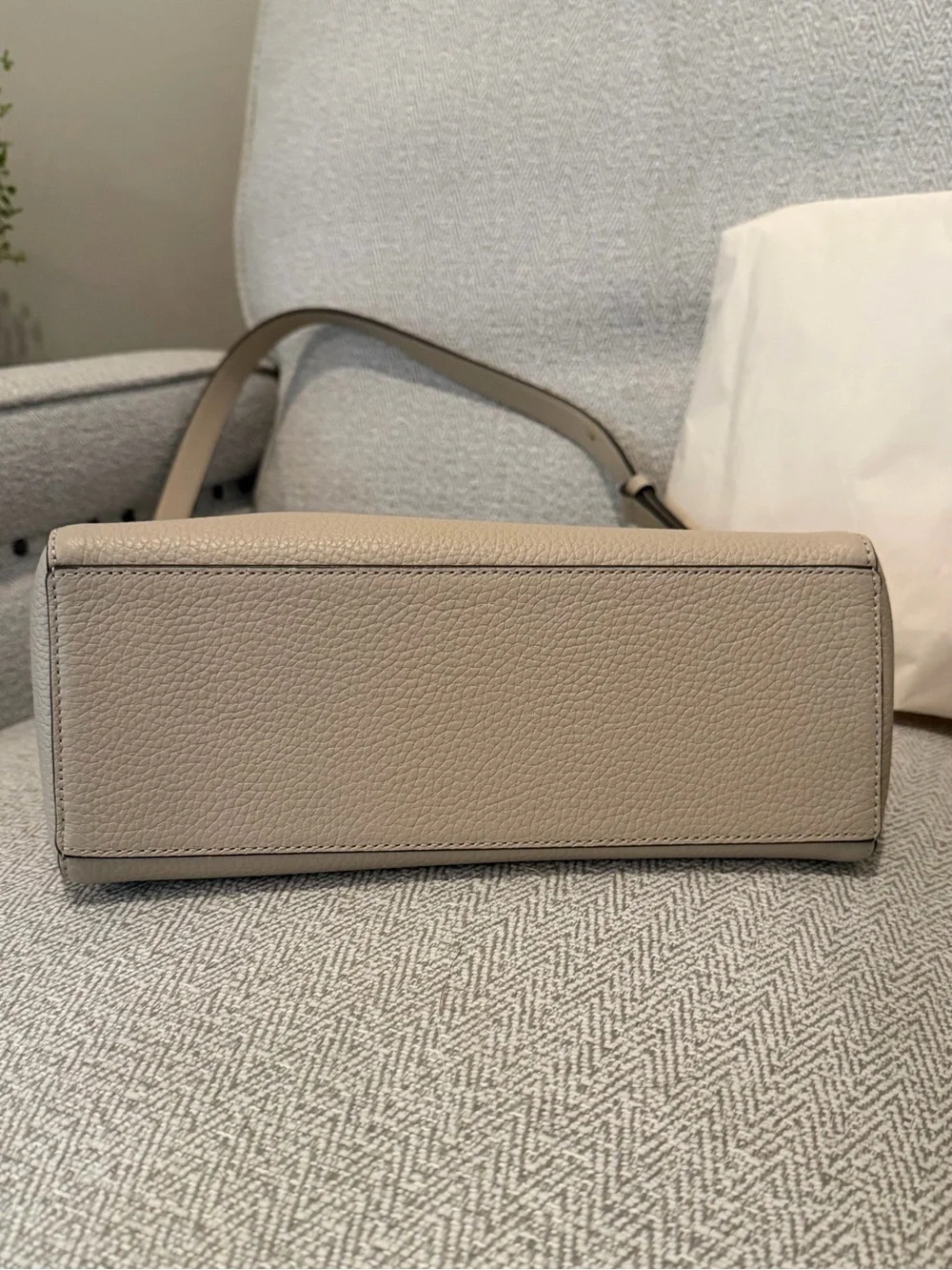 kate spade Juliette Bucket Bag EUC